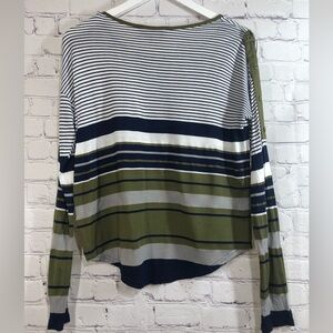 Miss daisy too long sleeves lines
